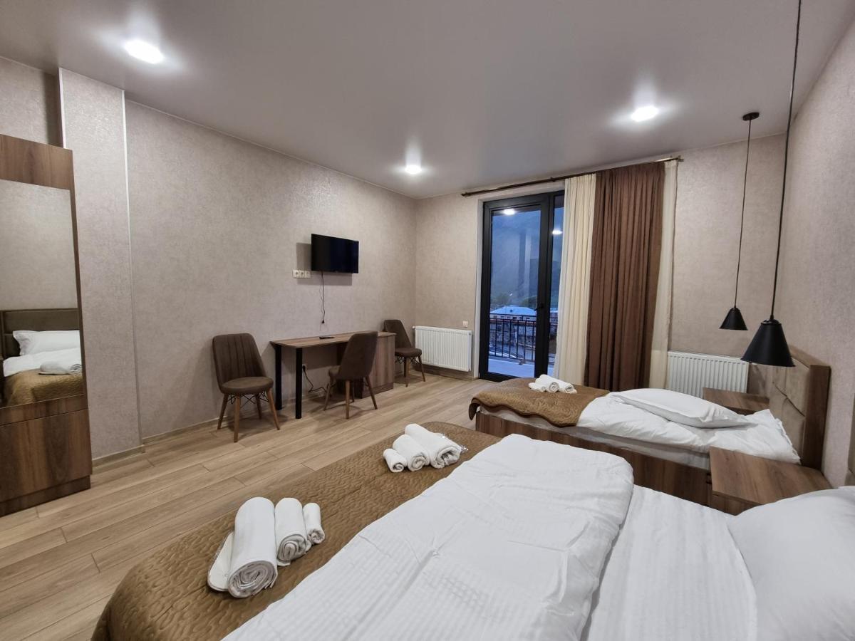 Hotel Sweet Night Stepantsminda Exterior photo