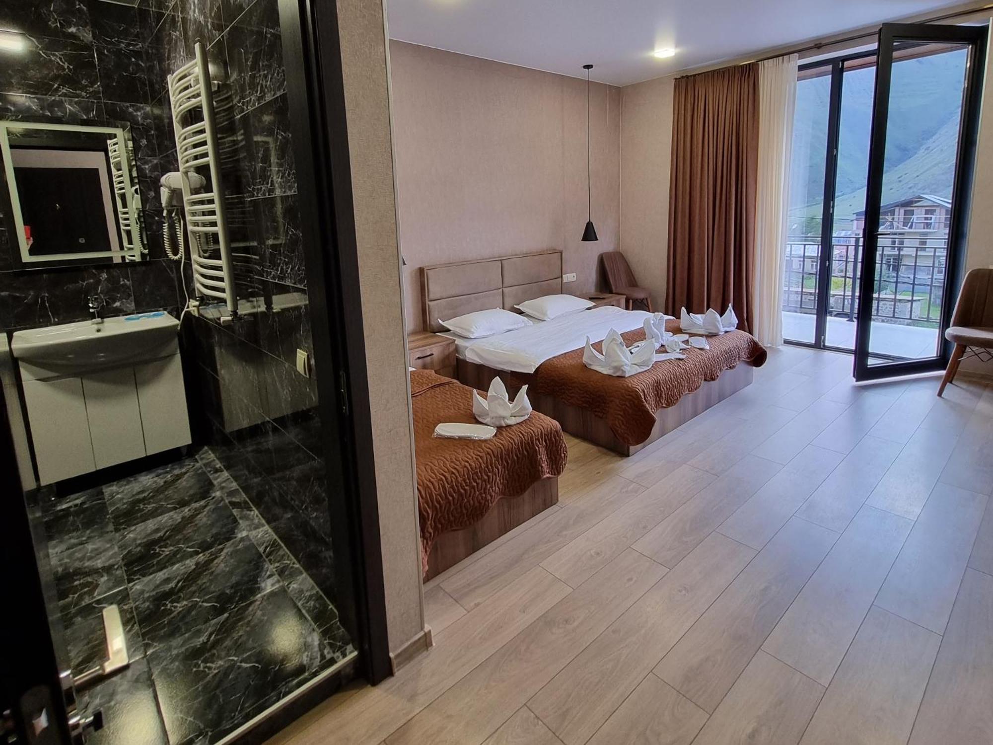 Hotel Sweet Night Stepantsminda Room photo